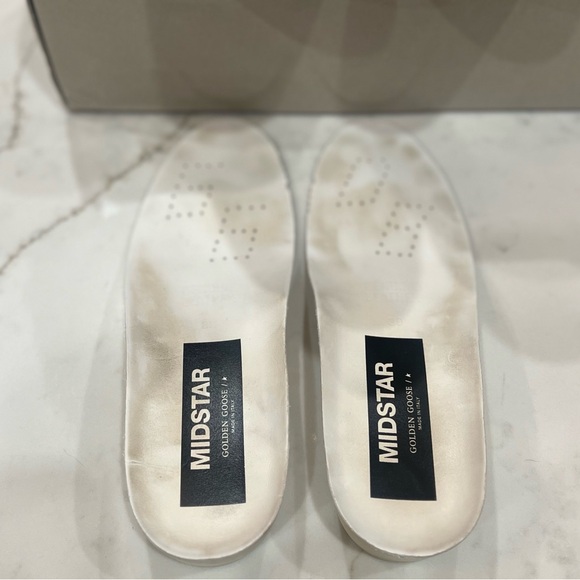 ⭐️ Golden Goose Midstar size 39 ⭐️ - Picture 3 of 9